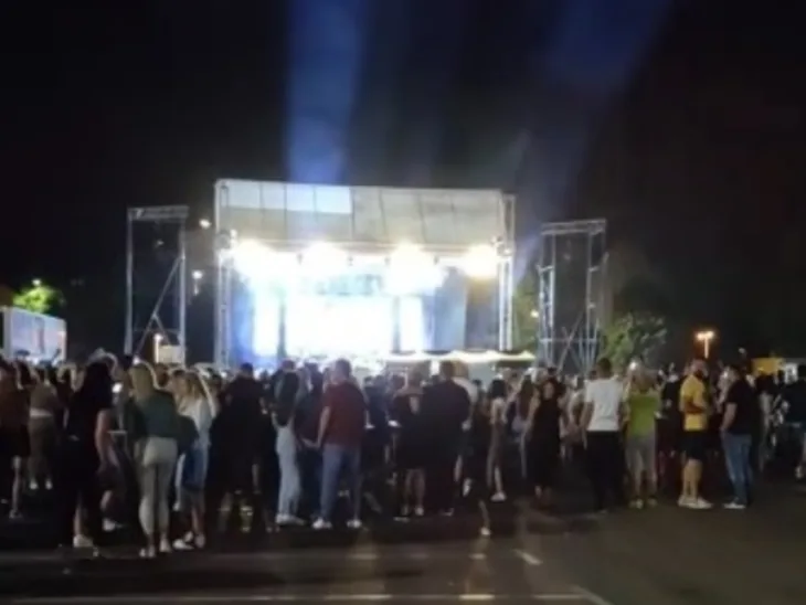 Darka Lazića Tuzla  Zbog dojave o bombi prekinut koncert foto CH