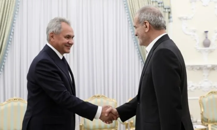 Sergej Šojgu i predsjednik Irana