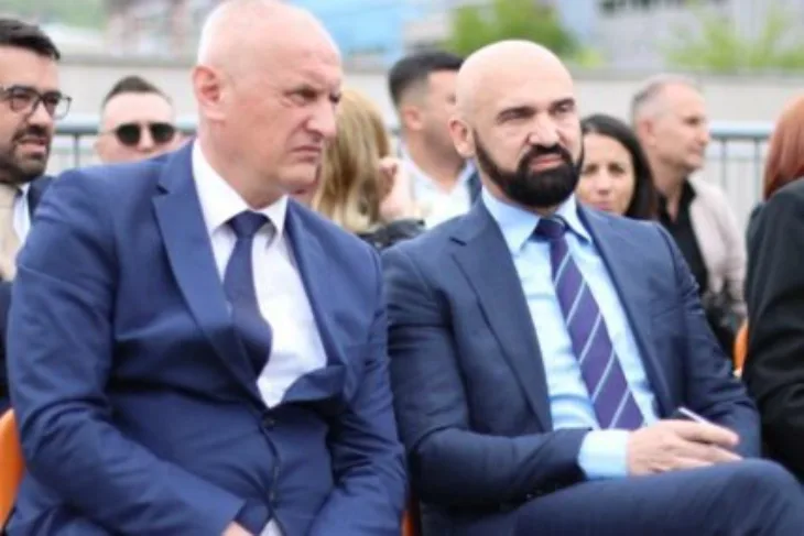Ramo Isak Vahidin Munjic dan policije 427x285