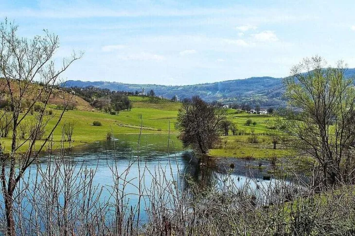 Pliva jezero foto Wikkicommons