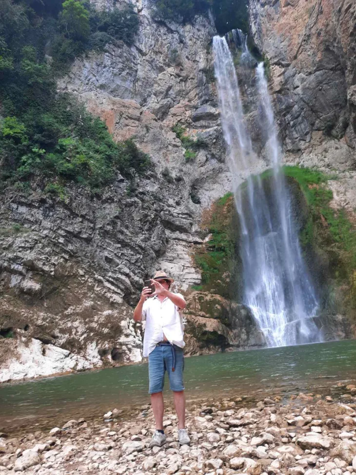 Rambo Amadeus   ispod Vodoopada Blihe