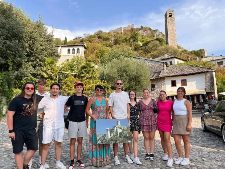 U drevnom Počitelju, u povratku kući