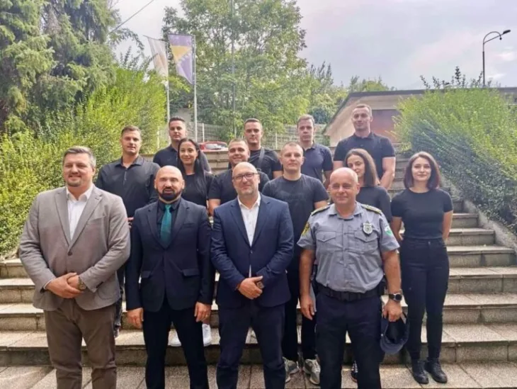 Nijaz Hušić  Ramo Iak vrace pol akademija