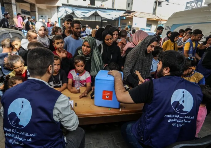 Gaza UNRWA VAKCINISE DJECU PROTIV DJECJE PARALIZE U CENTRALNOJ GAZI 872x610