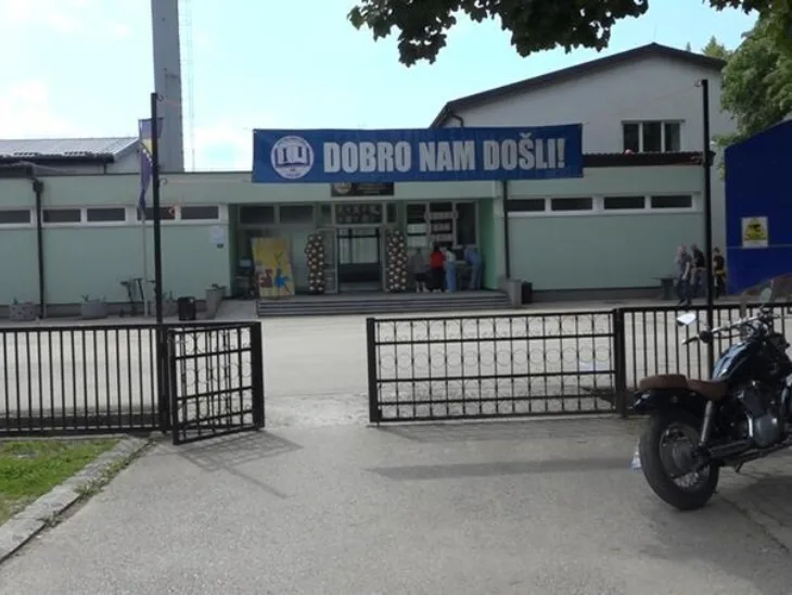 Prva sanska škola