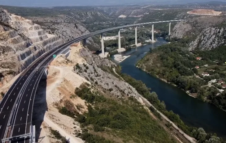 Most Počitelj
