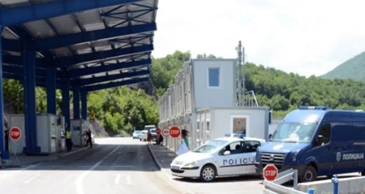 kosovo Jarinje granicni prelaz AA