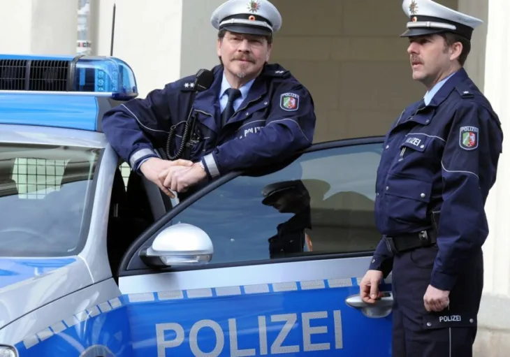 Polijija Njemacka 872x610