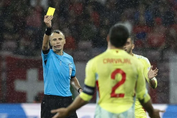 Irfan Peljto Liga prvaka Peljto dosudio i penal za Borussiju (Foto: EPA-EFE)