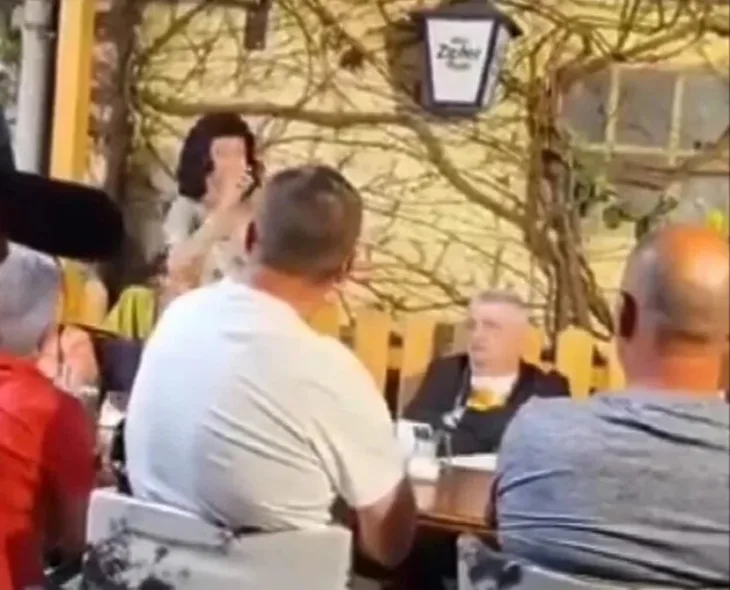 Elvira Abdić-Jelenović vrijeđa ezan velika Kladuša