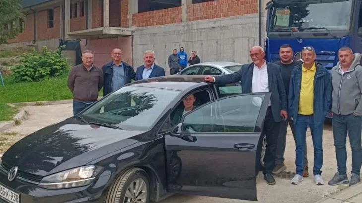 Auto