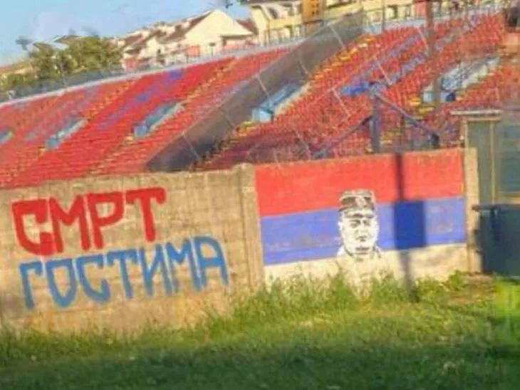 Sramotni grafiti na Gradskom stadionu u Banjoj Luci: Lik Ratka Mladića i sraman natpis