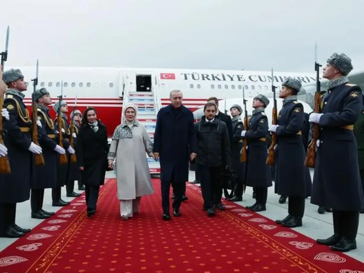 Erdogan stigao na samit brics a u drustvu supruge emine erd 6718f4aa9f608