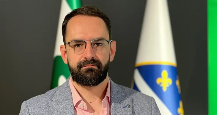 Fartuk selmanovic3475937402272227967987901125240581751964063njpg