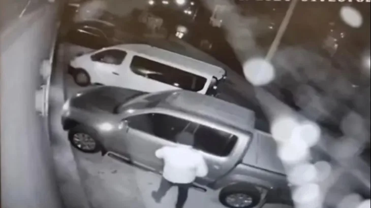 rozaje Policiji iz Rožaja ukradeno vozilo s parkinga