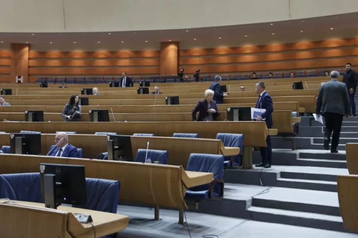 Predstavnicki dom 1712 24jpg