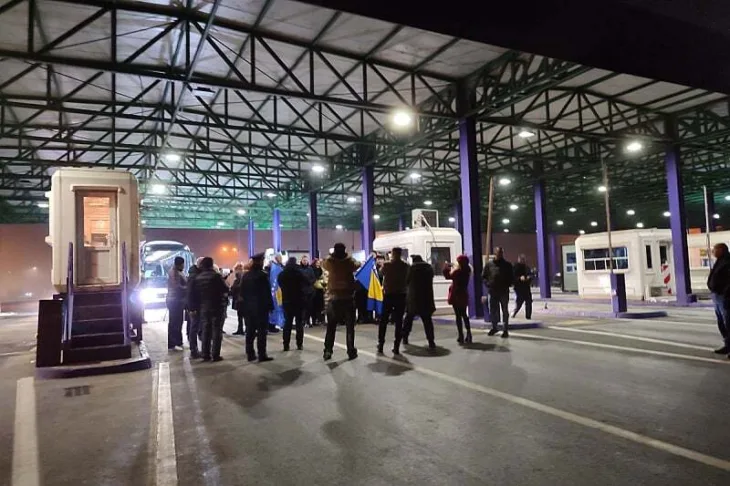Kosovo Prvi gradani Bi H usli na Kosovo bez viza