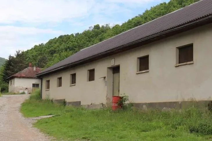Kasarna gorazde poslova zona akta