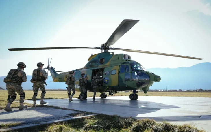 Vjezba Vojni  helikopter u bazi Butmir foto osbih