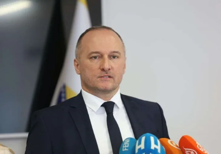 Sanjin bogunic vstv 1