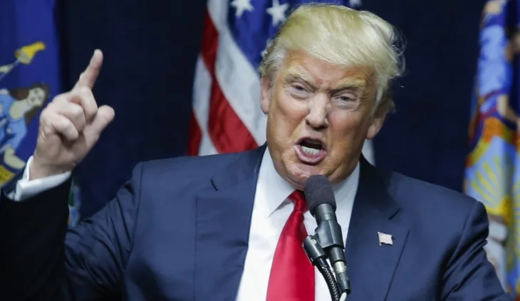 Donald Trump 03 ljut