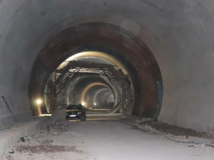 Tunel Hranj