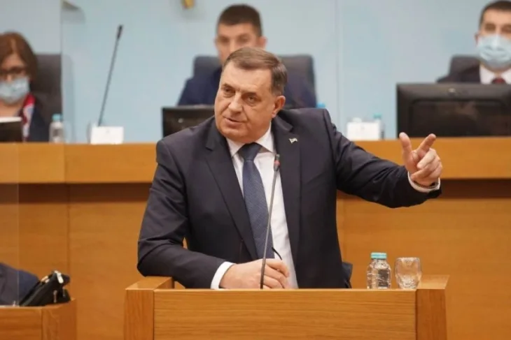 Milorad dodik nsrs7