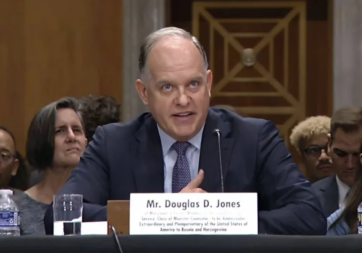 Douglas jones 872x610