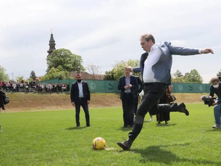 Aleksandar vucic 04 fudbal