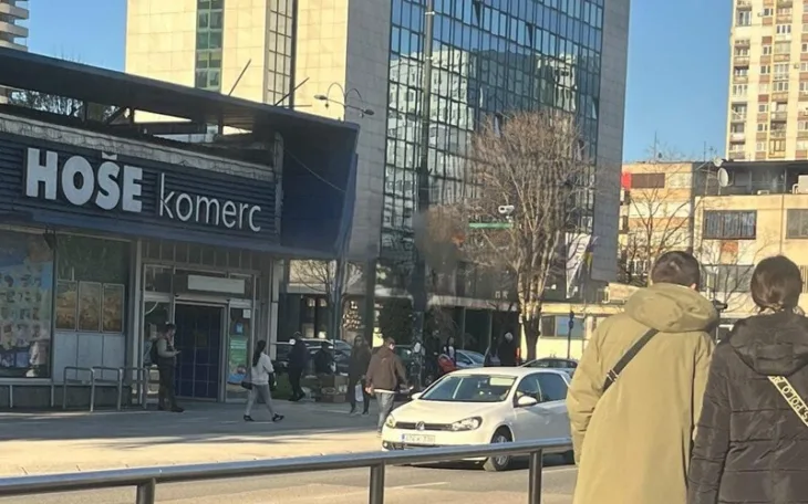 Sarajevo Pocelo postavljanje kamera koje snimaju zaustavljanje i parkiranje na autobuskim stajalistima