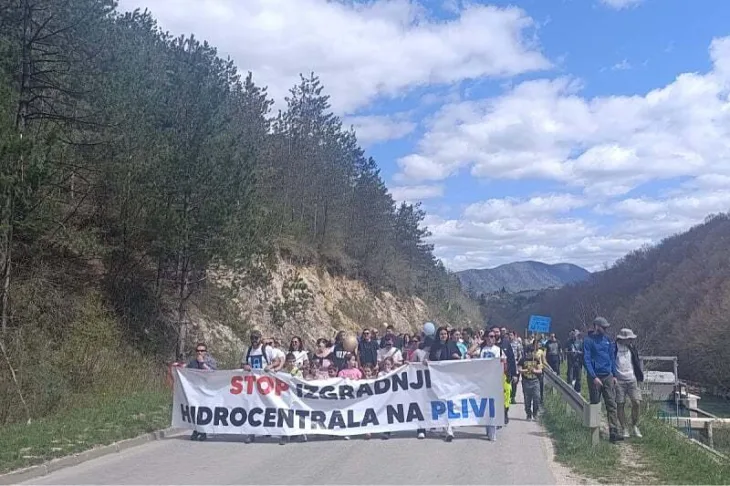 Protesti u Sipovu protiv izgradnje hidroelektrana na Plivi