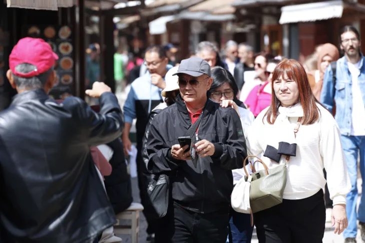 Bascarsija turisti/ fena