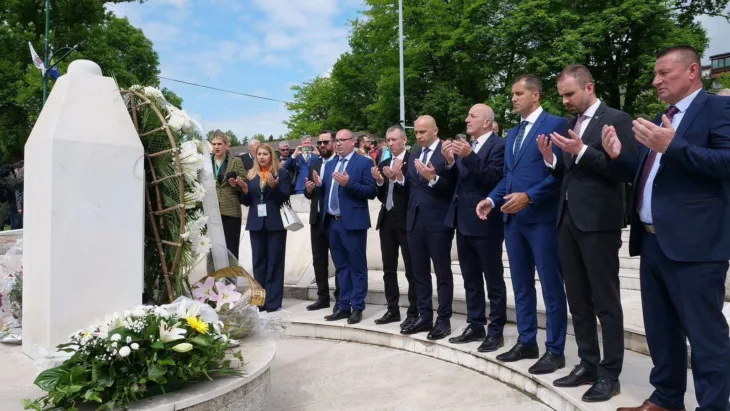 Kakanj dan zlatnih ljiljana
