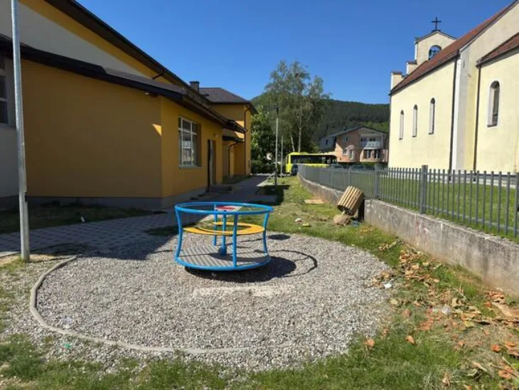 Hadzici