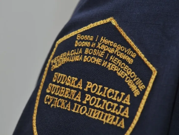 Sudska policija grb 1748029856