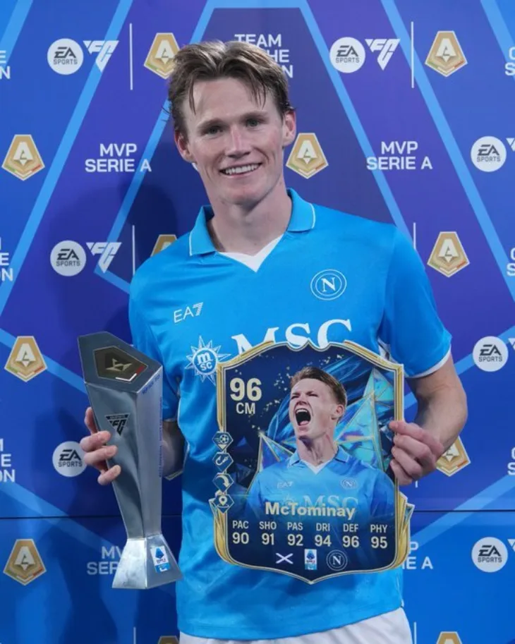 Manchester United Napoli Scott Mc Tominay