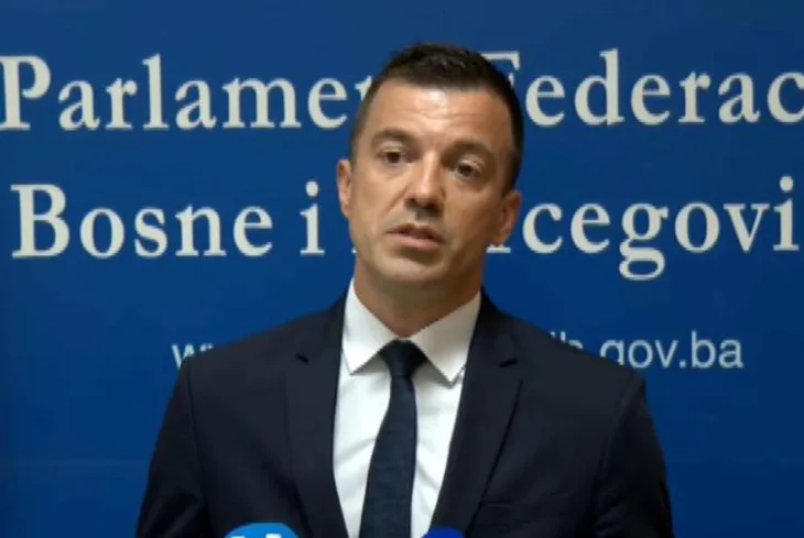 Damir Džeba