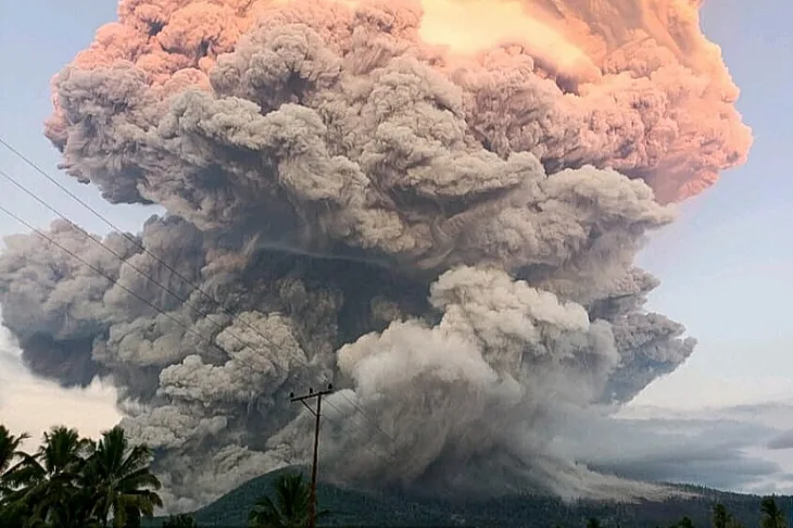 Vulkan erupcija