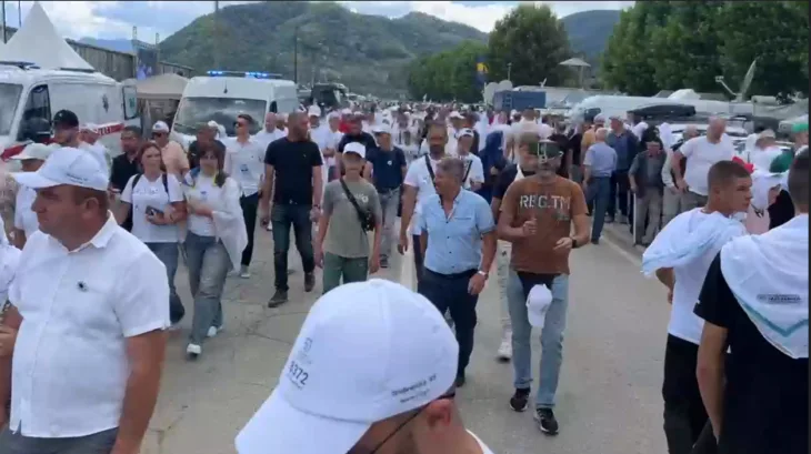 Genocid u Srebrenici Memorijalni centar Potocari odlazak