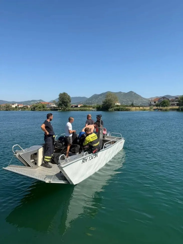 Neretva gliser
