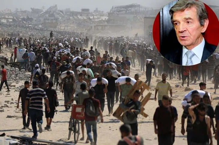 Esad Durakovic u krugu Foto Reuters Arhiv