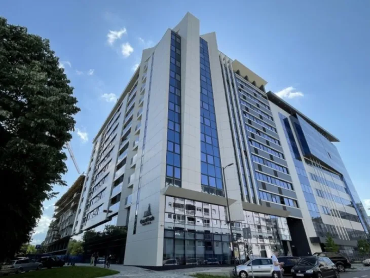 Kumovska zgrada uio