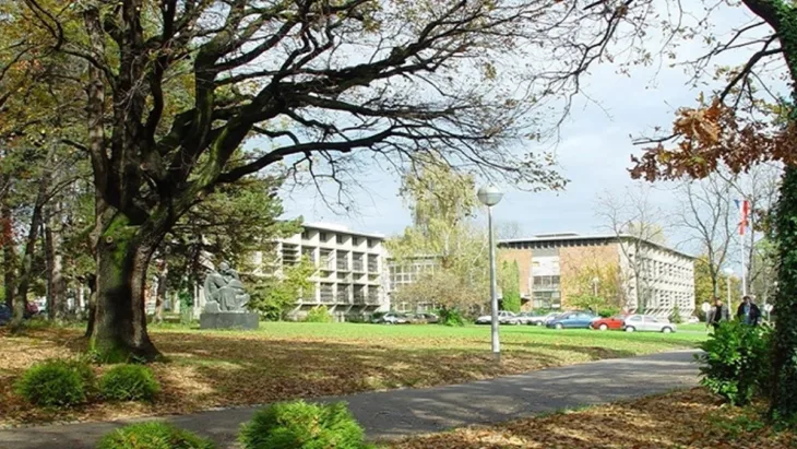 Institut Ruder Boskovic Google Mape