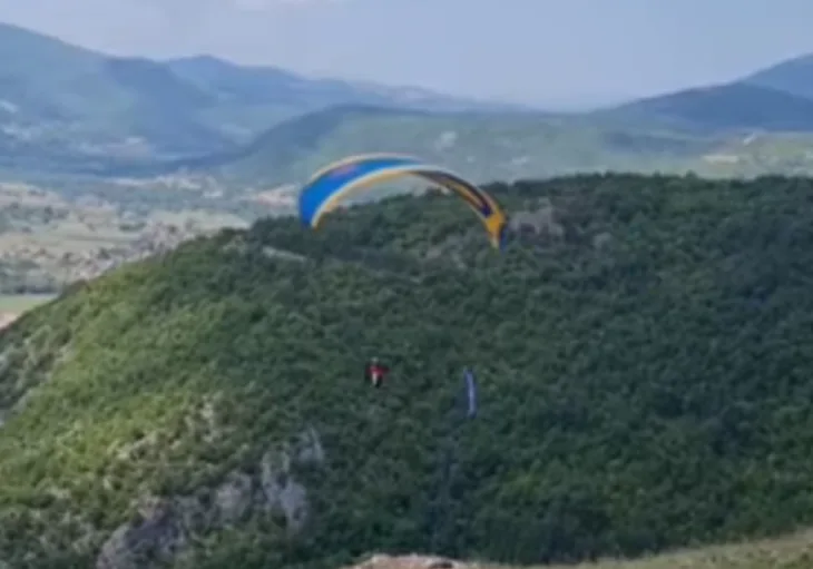 Paraglajding 872x610