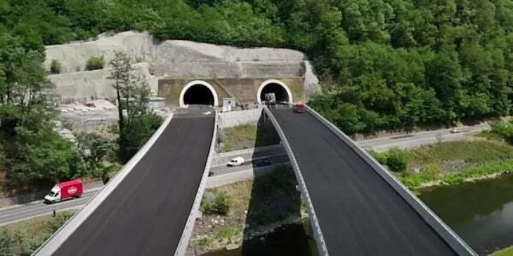 Autoput Poprikuse Nemila