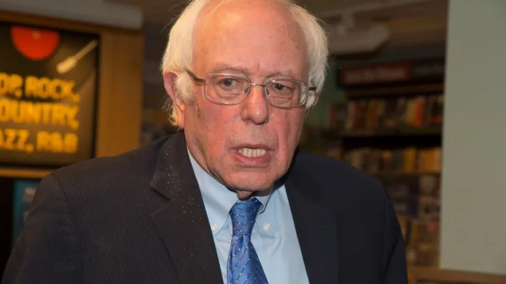 Bernie Sanders r