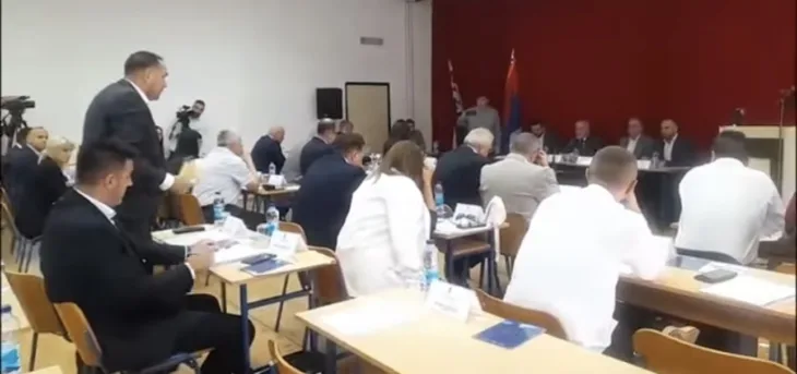 Doboj sjednica snsd