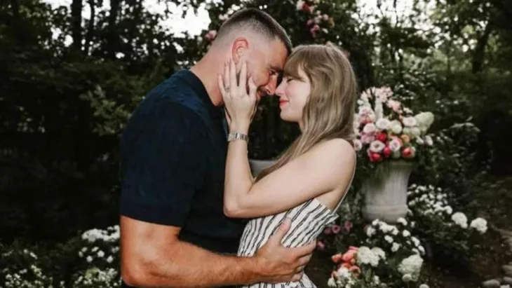 Travis Kelce Taylor Swift