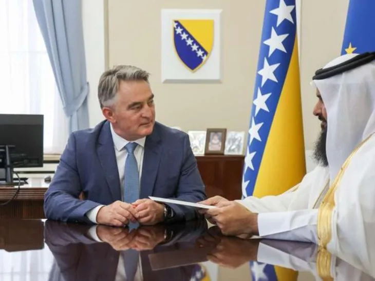 Zeljko komsic katar