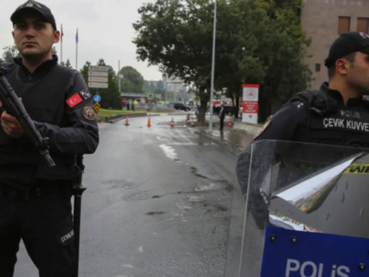 Izmir policija